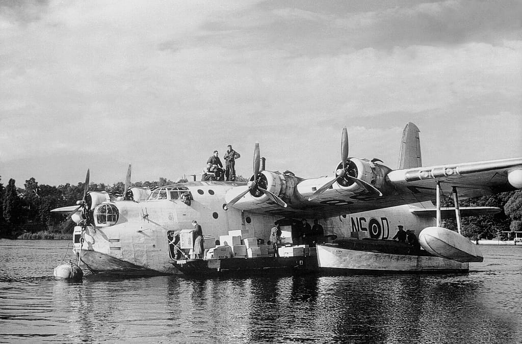 Short Sunderland on the Havel during the Berlin Airlift, 1948