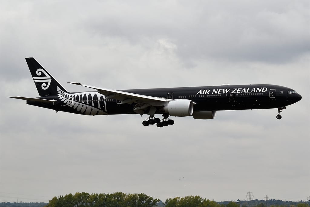 Air New Zealand Boeing 777 in all-black All Blacks livery