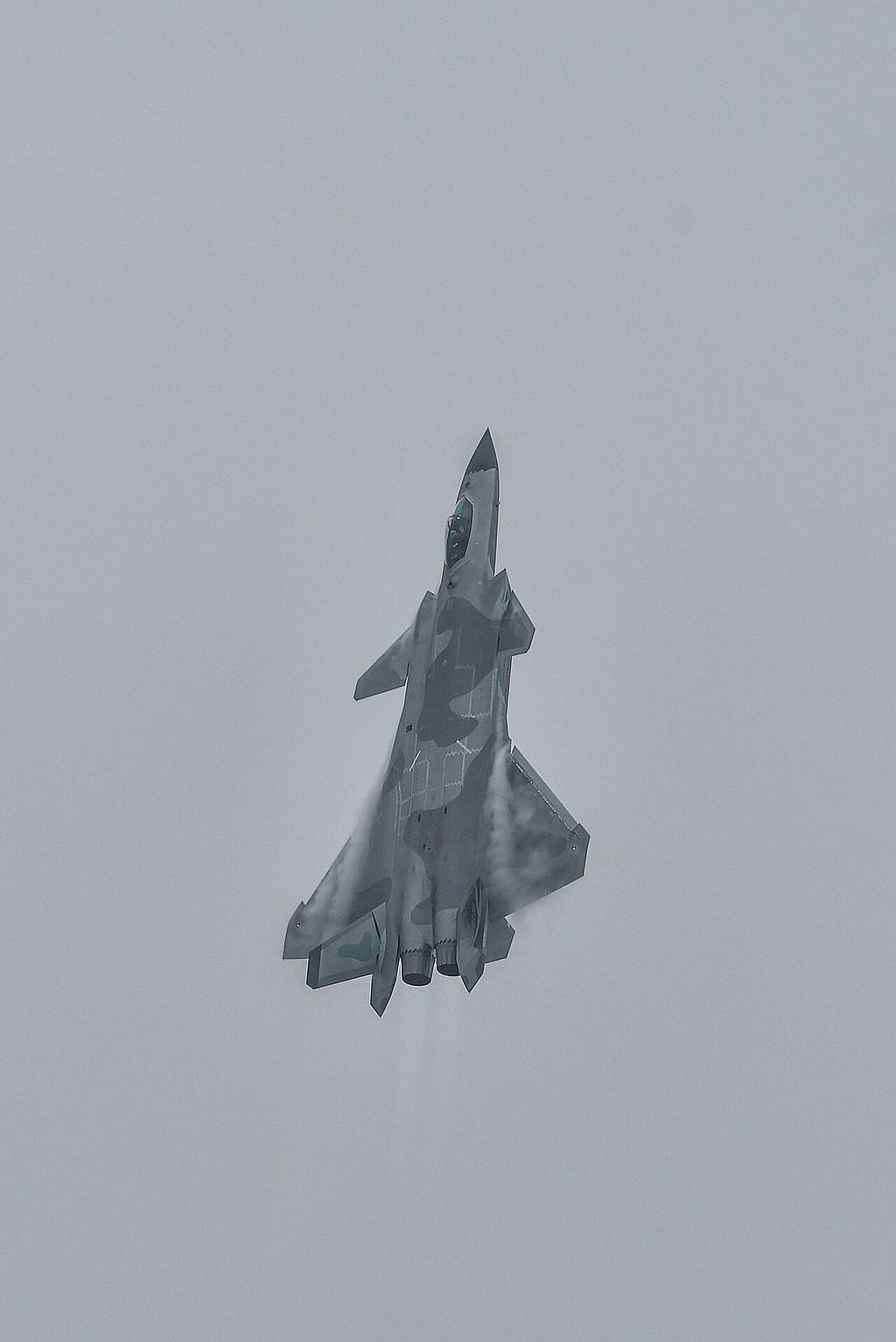 Un caza furtivo chino Chengdu J-20