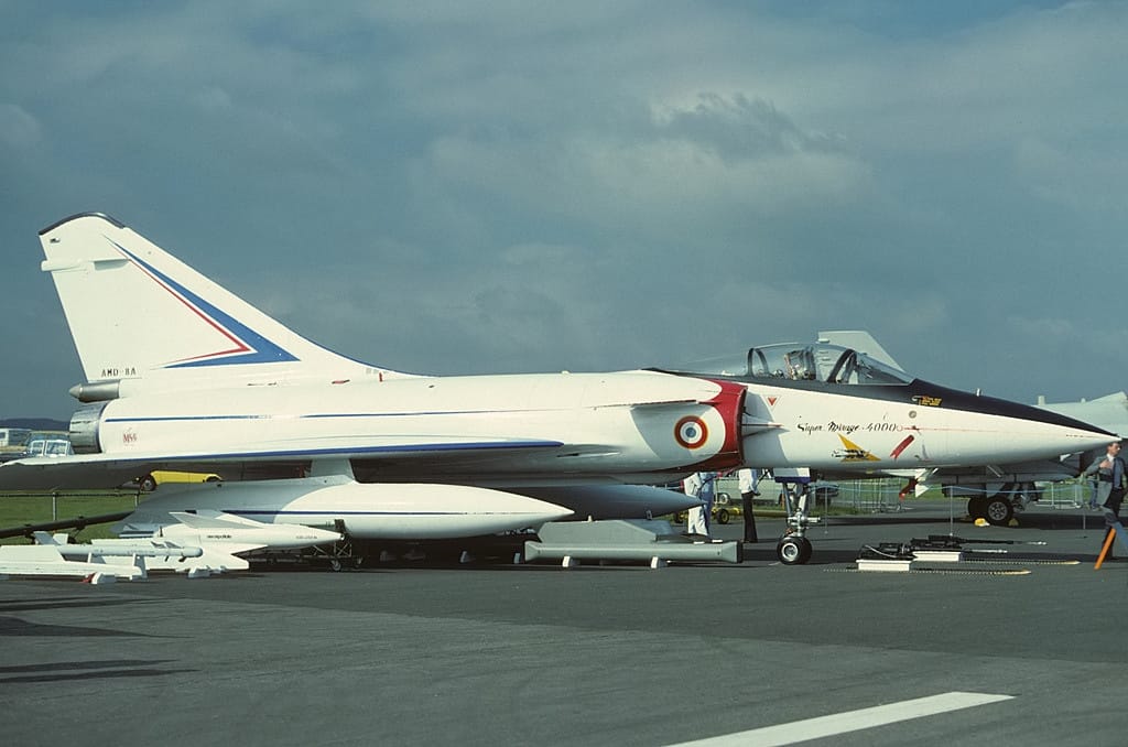 Dassault Mirage 4000 twin-engine prototype in flight