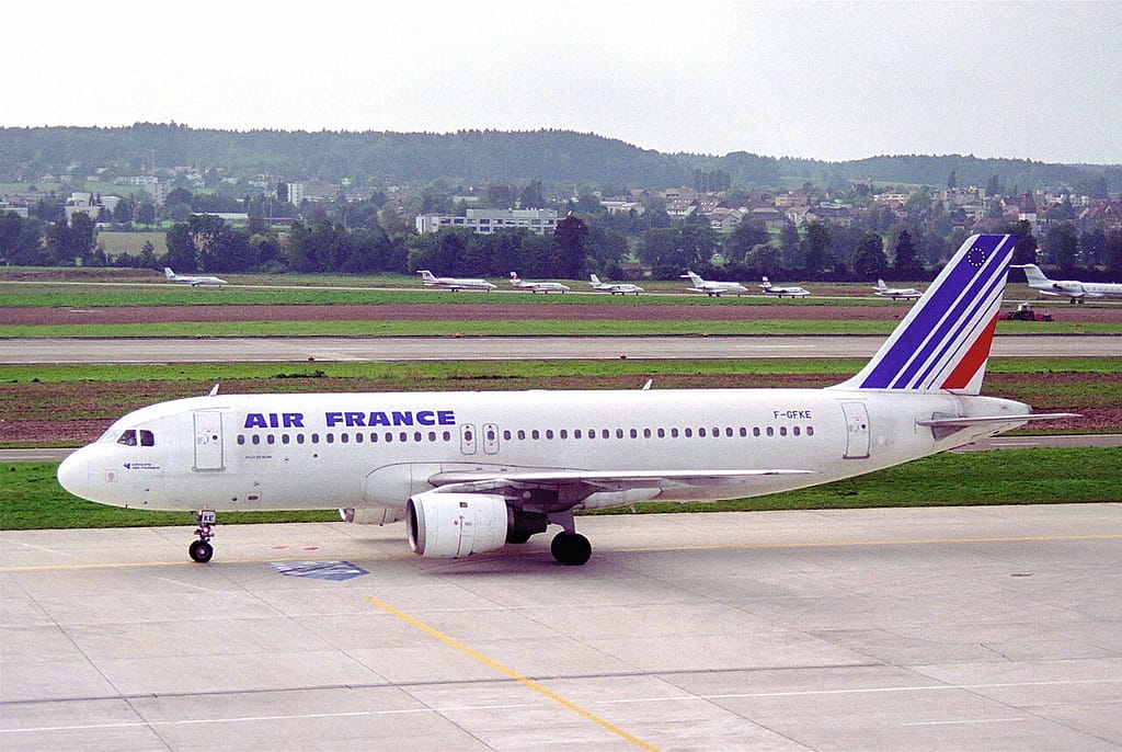 An early Air France Airbus A320