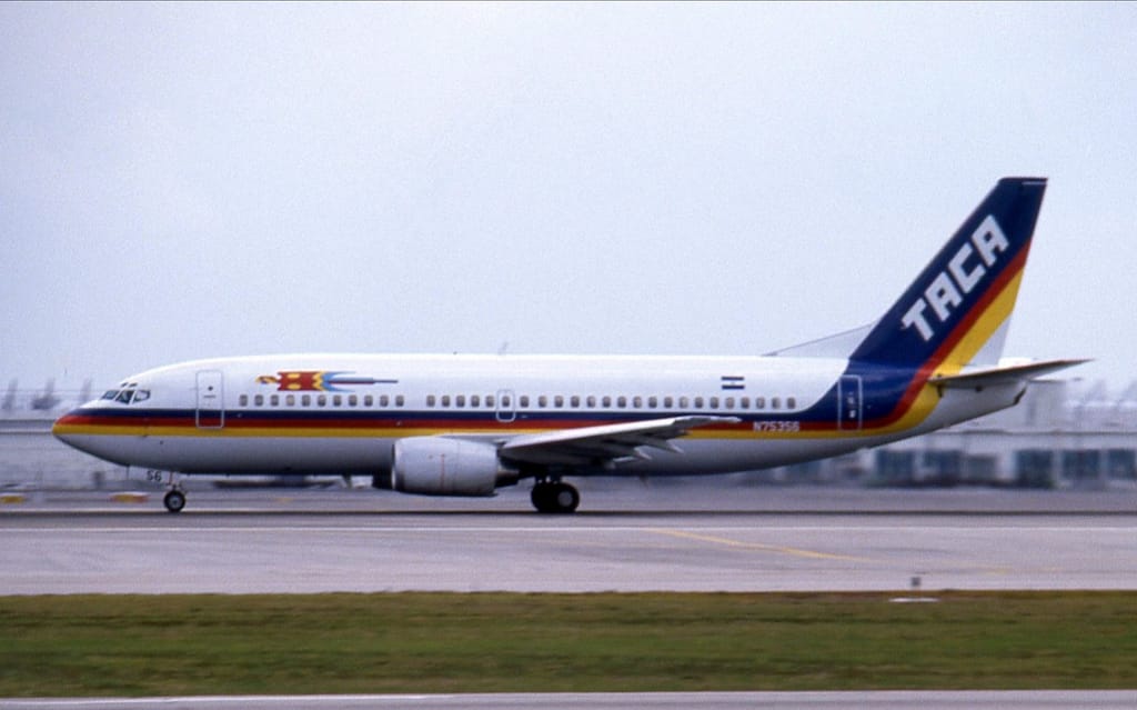 TACA Boeing 737-300 N75356