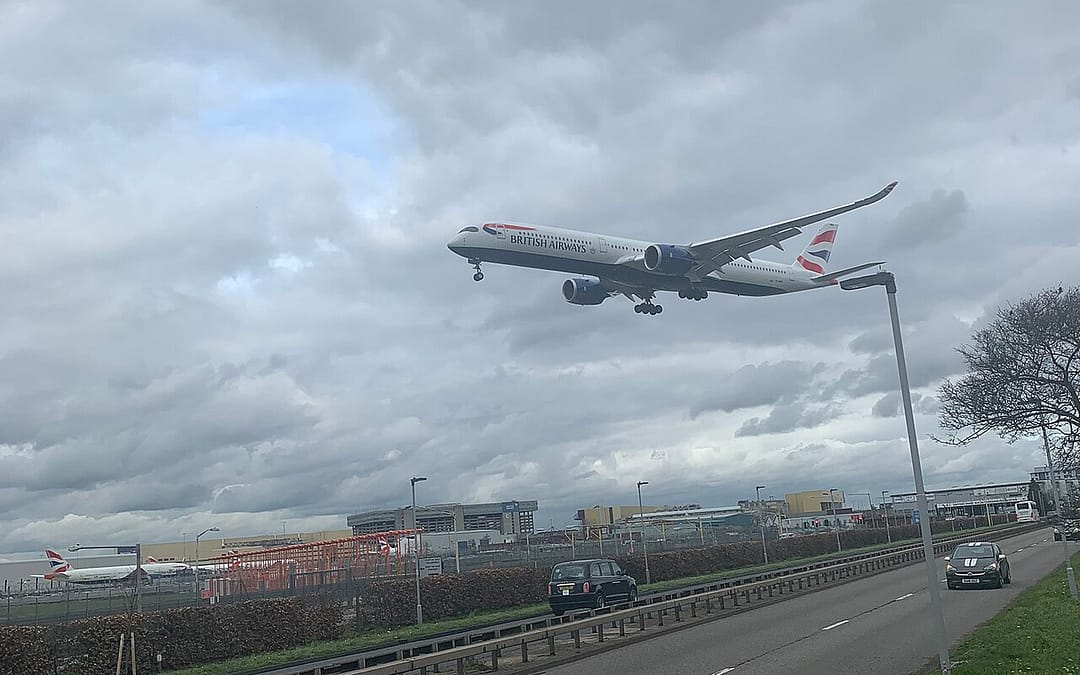 British Airways ha appena cancellato 19 rotte: Gatwick sanguina, Heathrow vince.