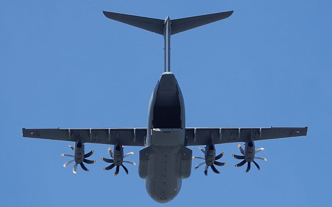 Francia convierte un avión de carga en un cerebro de guerra.