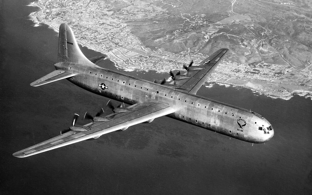 Le plus gros avion à pistons jamais piloté en Amérique