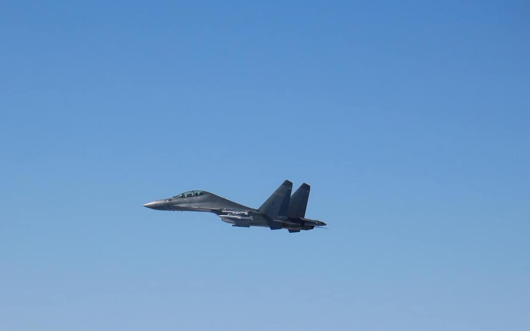 China Flies Its Heavy Fighters to Africa