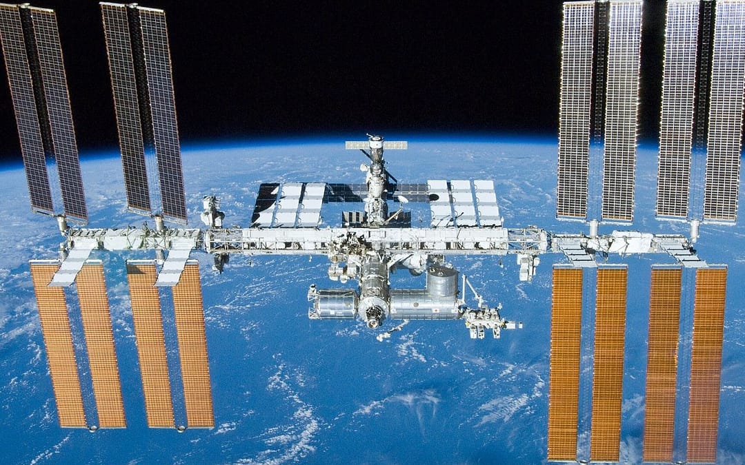 ISS Crew Ordered Into Their Lifeboat