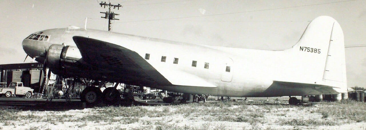 Boeing 307 Stratoliner, the first pressurized airliner