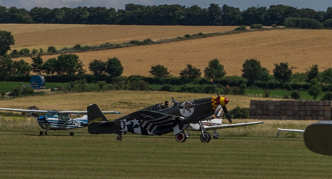 p-51b-mustang-razorback-restored