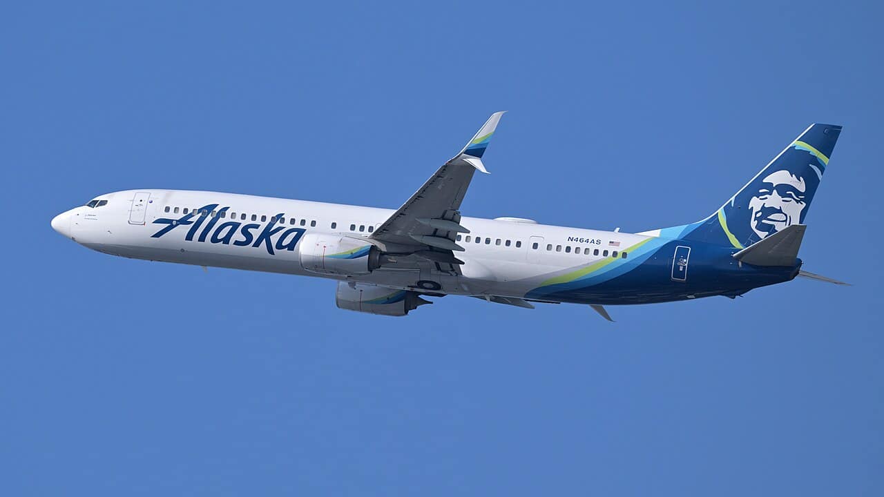Alaska Airlines Boeing 737-900ER climbs out of Boston Logan International Airport
