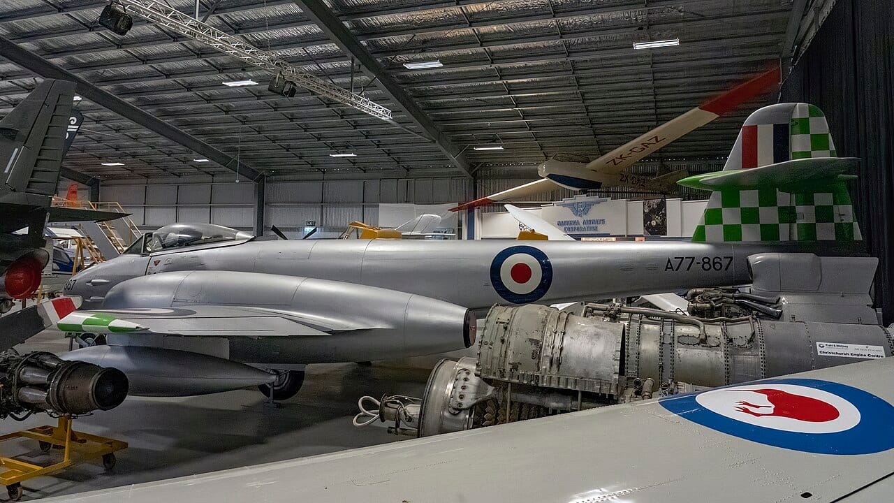 gloster-meteor-f3-featured