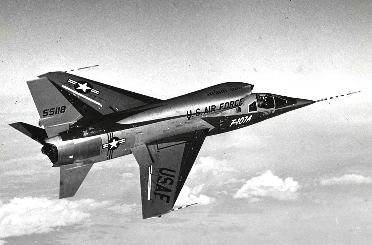 YF-107 Ultra Sabre