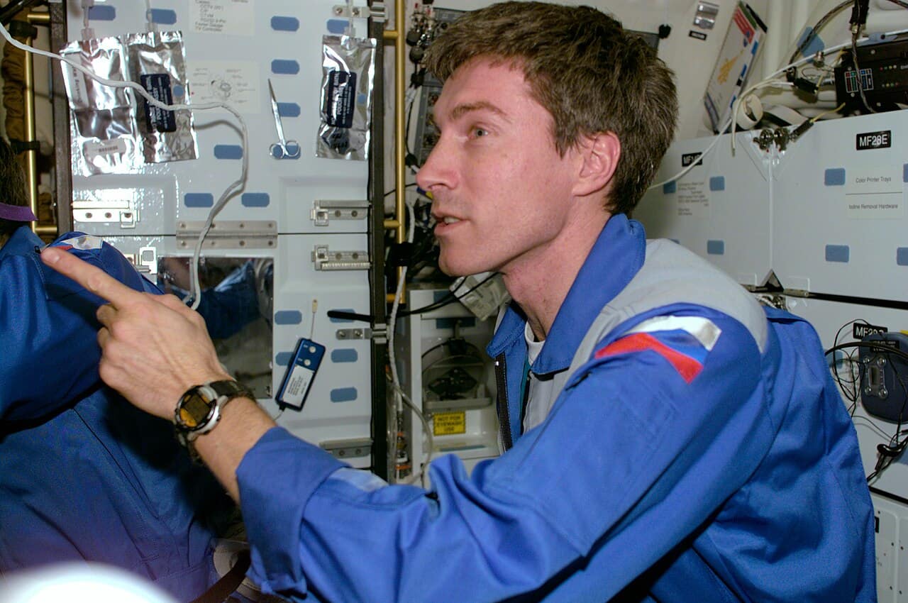 Sergei Krikalev NASA portrait