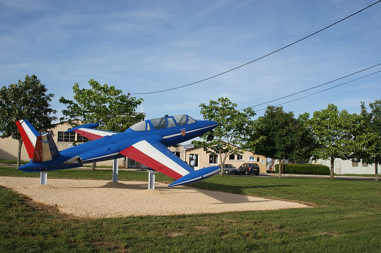 fouga-cm170-magister-butterfly-tail-featured