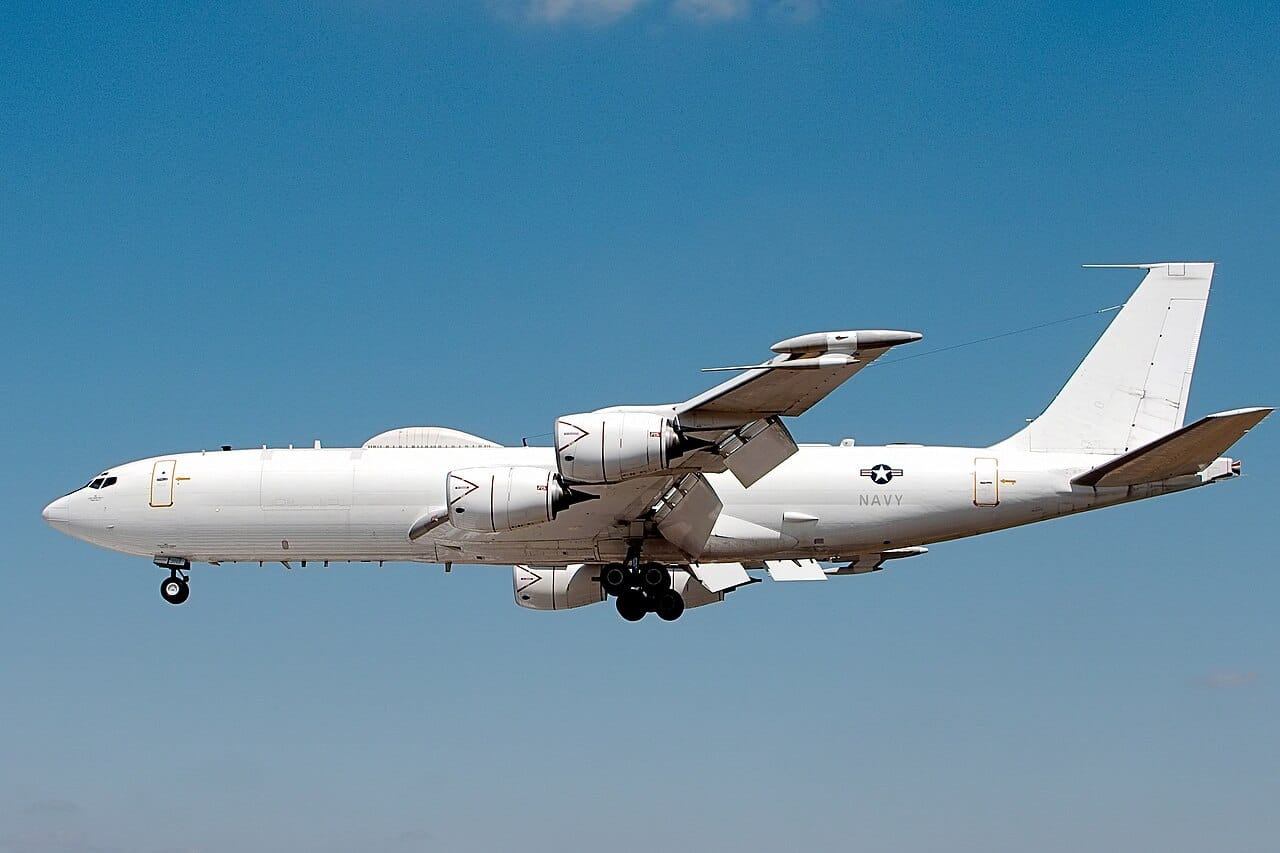 U.S. Navy Boeing E-6B Mercury on approach