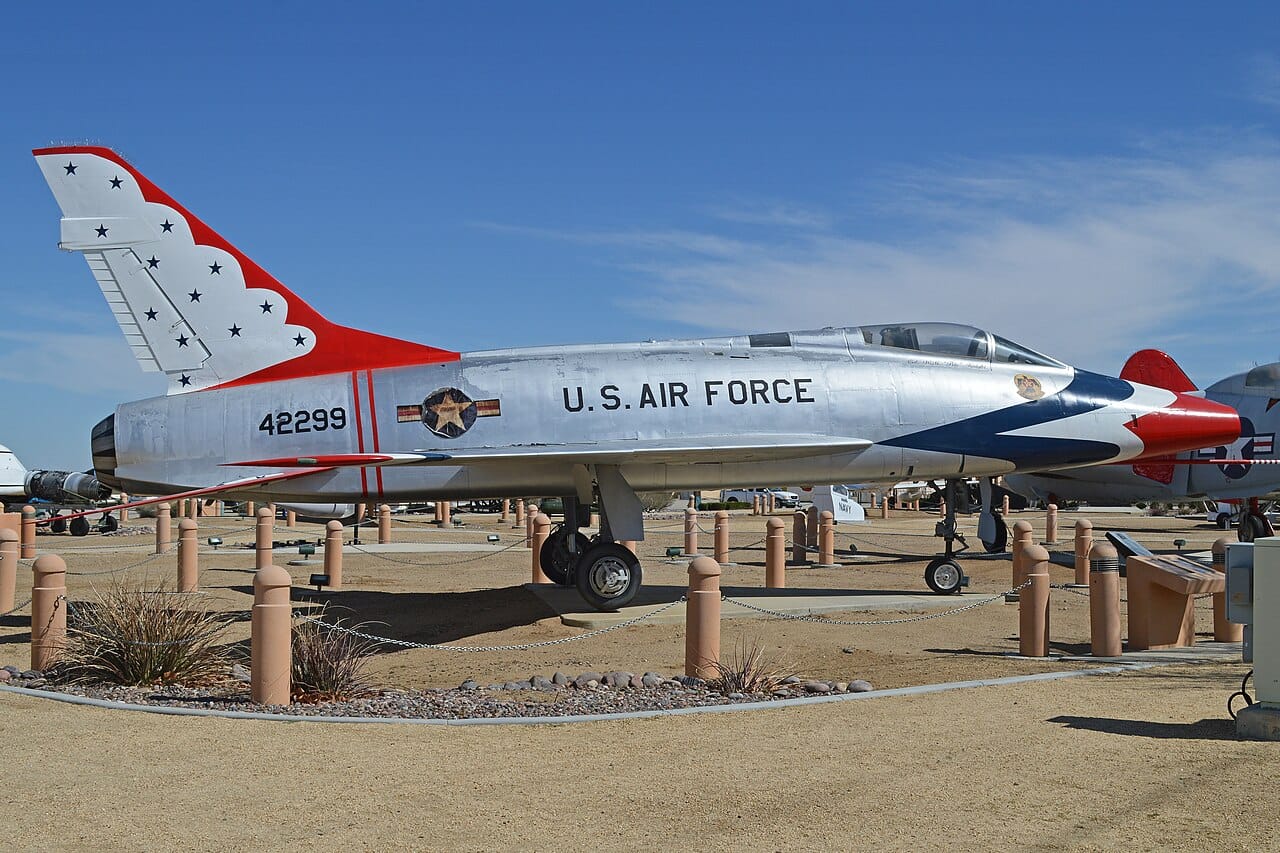 F-100 Super Sabre North American F-100D Super Sabre in Thunderbirds markings