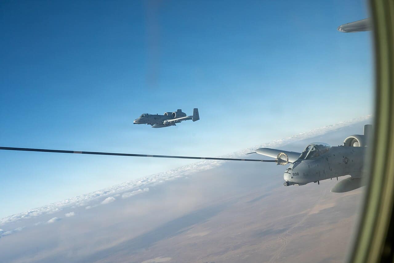 a-10c-thunderbolt-ii-aerial-refueling-middle-east A-10C Thunderbolt II refueling