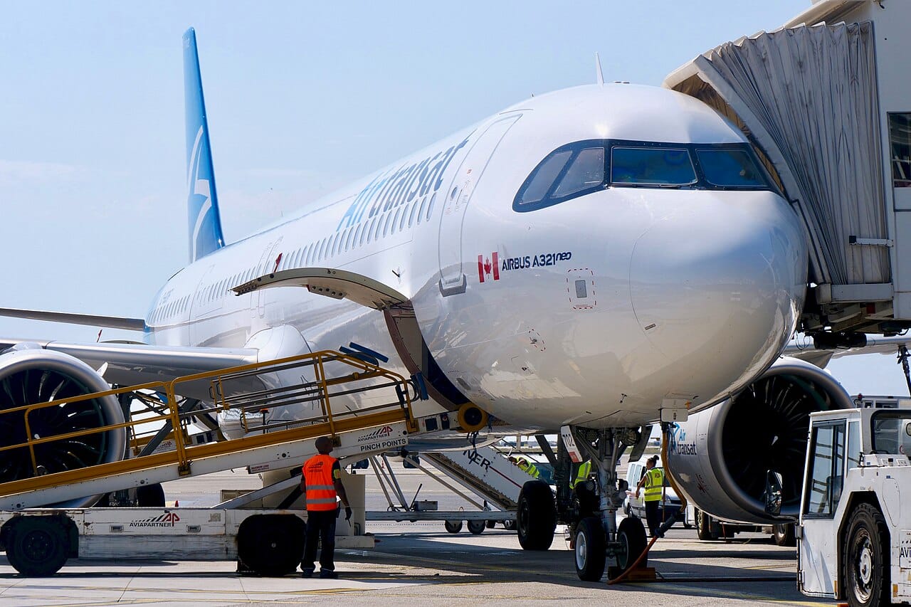 An Air Transat Airbus A321LR, the type now flying nonstop Montreal–Dakar