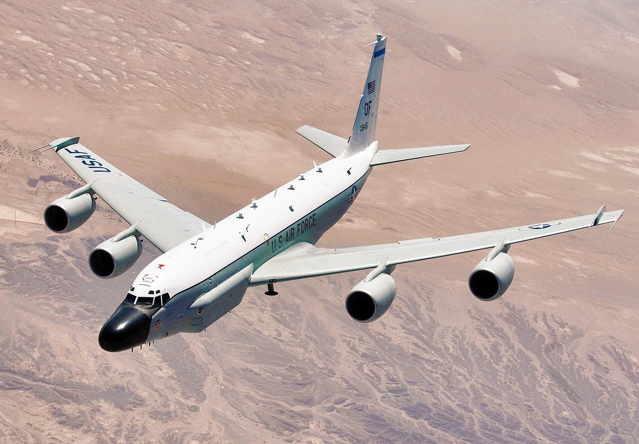 rc-135-rivet-joint-raf-russia-intercept-black-sea