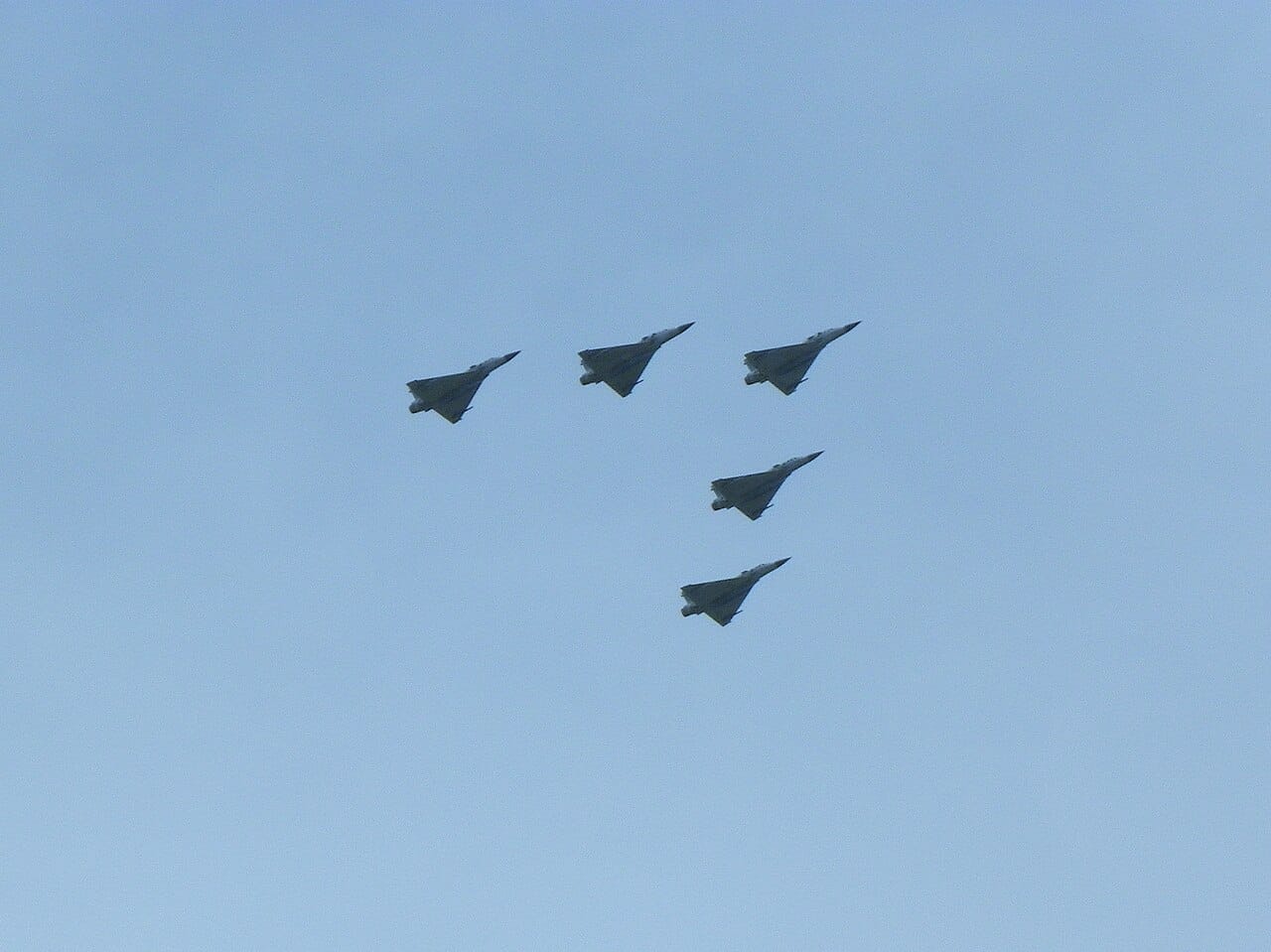 rocaf-mirage-2000-taiwan-han-kuang Five ROCAF Mirage 2000 Fighters Formation Flyover Songshan Air Force Base.jpg