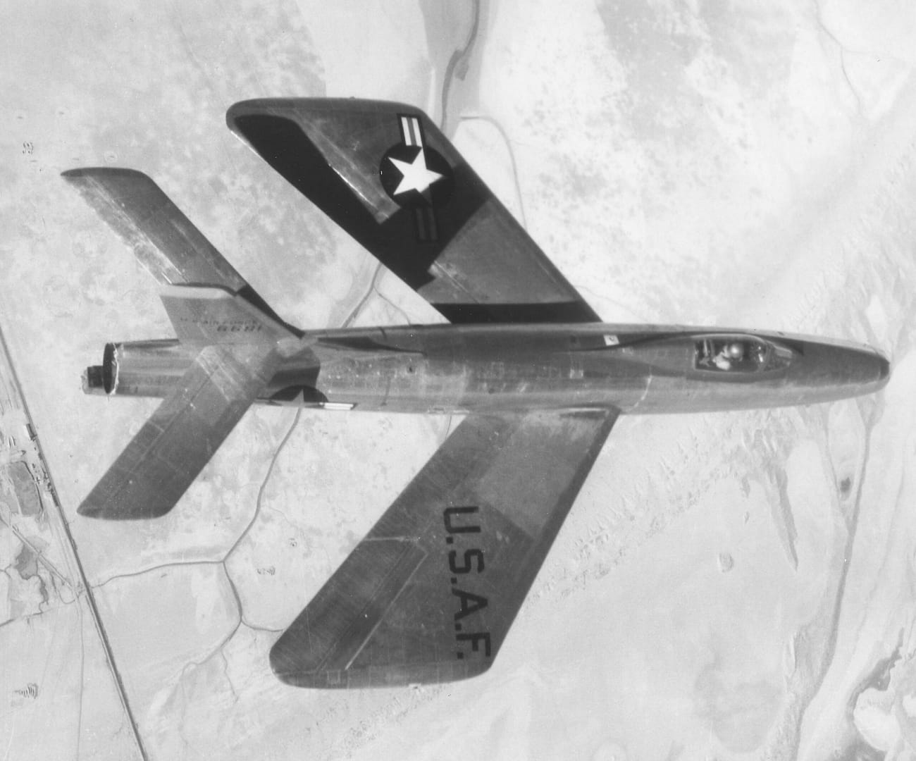 Republic XF-91 Thunderceptor inverse-taper wings