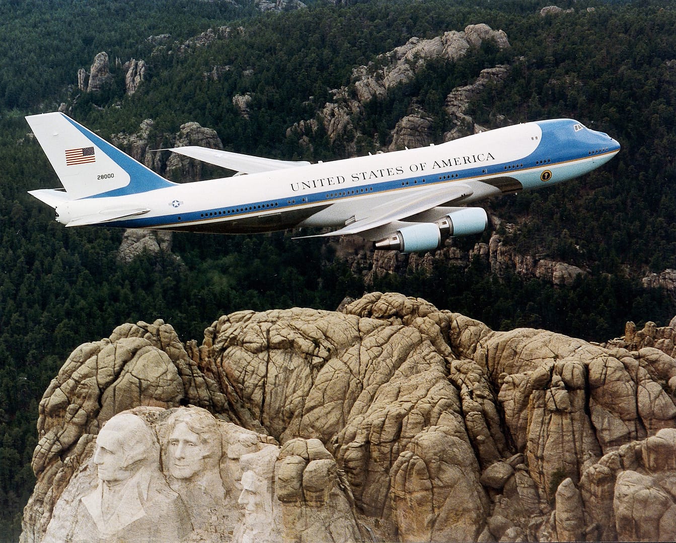 Air Force One VC-25A The VC-25A, the older of the two presidential 747s