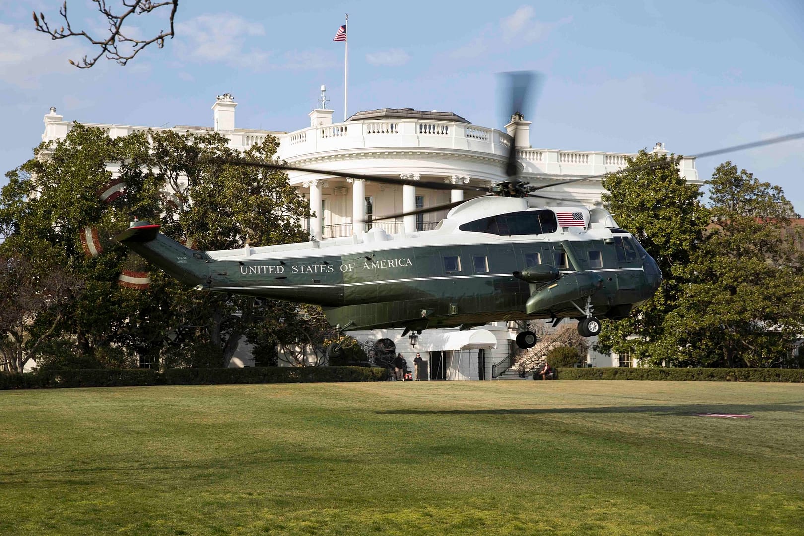 Marine One helicopter of HMX-1 at the White House A Marine One helicopter of HMX-1 at the White House South Lawn