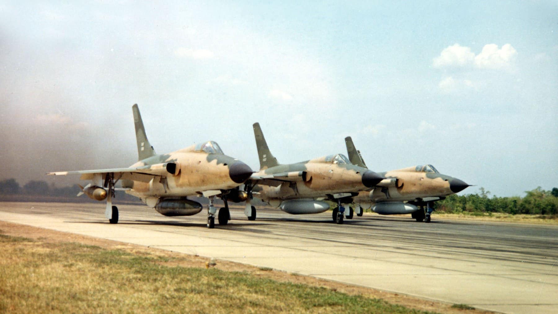 f105-thud-takeoff-1966-featured