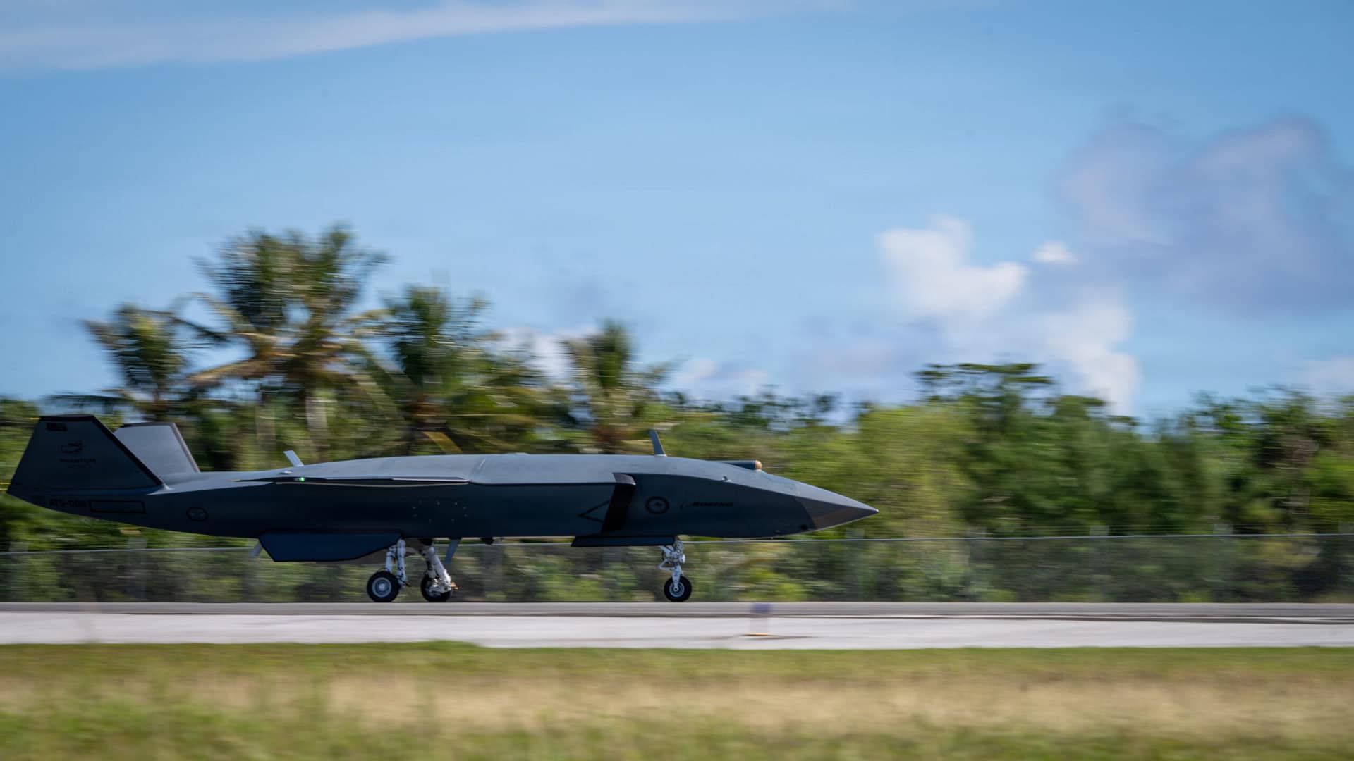 MQ-28 Ghost Bat to Join Allied Forces in Exercise Valiant Shield 2026 MQ-28 Ghost Bat Valiant Shield 2026 Taxi