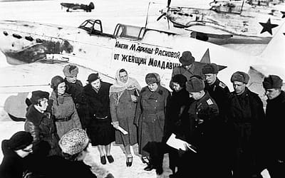 Yekaterina Budanova: The Forgotten Soviet Fighter Ace Who Flew Alongside a Legend