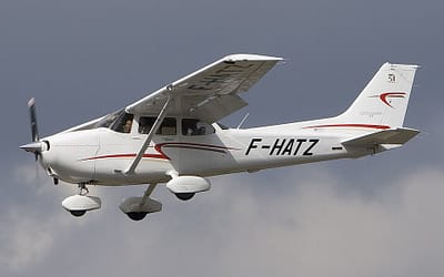 Engine Out: Best Glide or Minimum Sink?