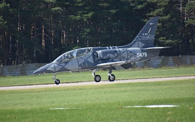 Da un bar in Russia alle guerre dei droni: la storia dell'L-39 e come ha contribuito alla creazione di MiGFlug.