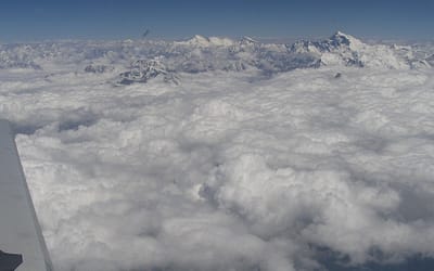 Why Airliners Don’t Fly Over Tibet
