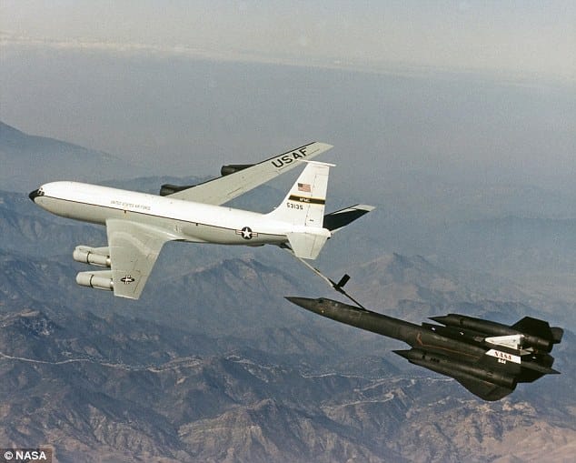 Wie sie die SR-71 Blackbird bauten