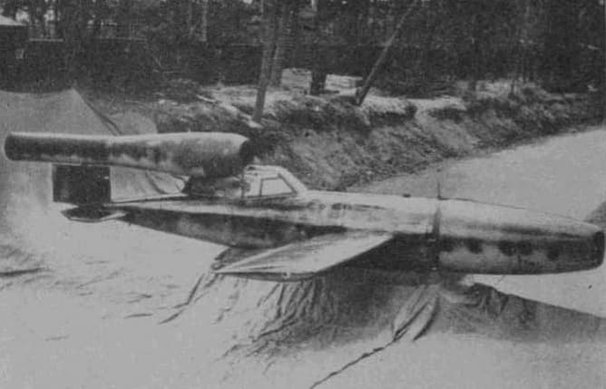 Fieseler Fi 103R Reichenberg Fieseler Fi 103R Reichenberg piloted V-1