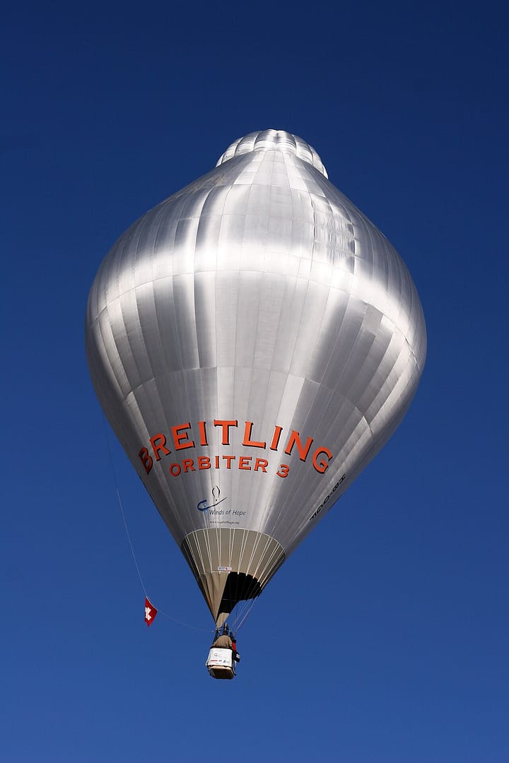 The Breitling Orbiter 3 balloon aloft