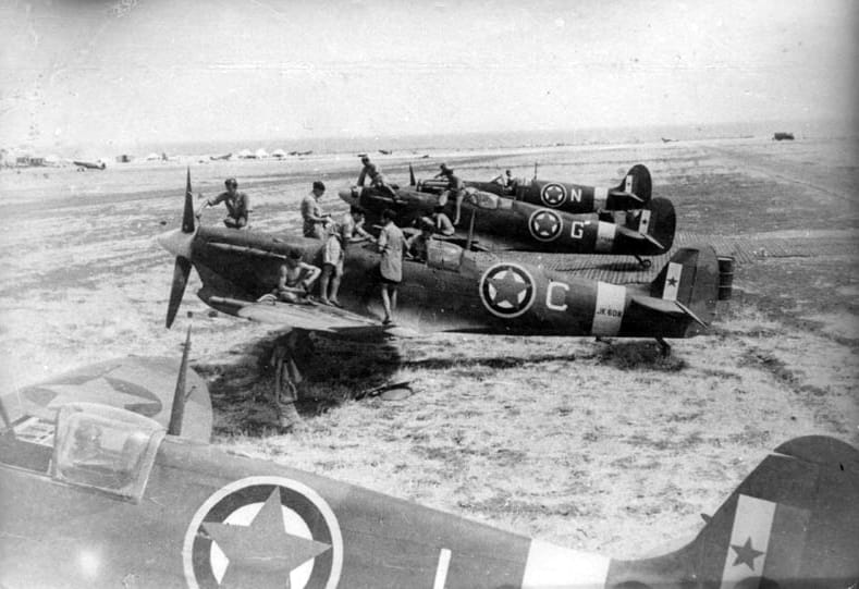 No. 352 Squadron Spitfires, Canne, 18 August 1944