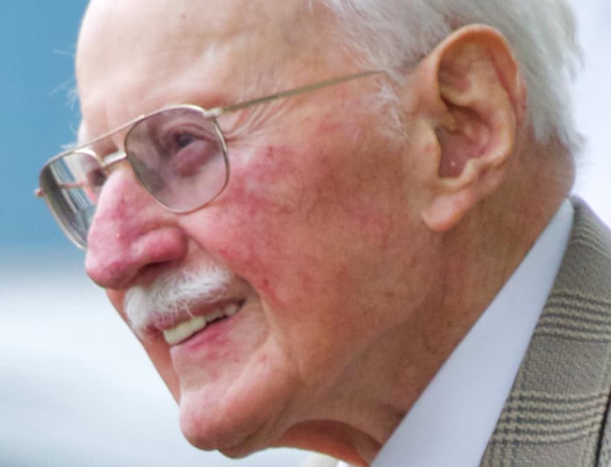 Bob Hoover: The Greatest Pilot You’ve Never Heard Of