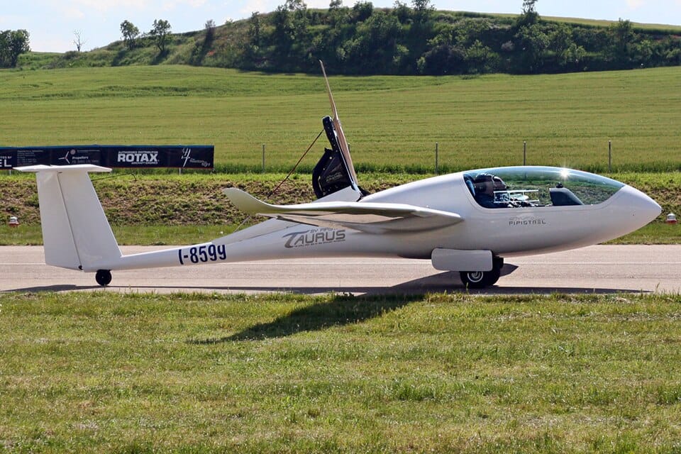 First Crewed Solid-State Battery Flight Shatters Electric Aviation’s Biggest Barrier