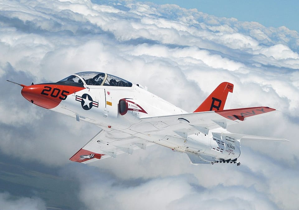 Navy’s $10 Billion Trainer Race Begins