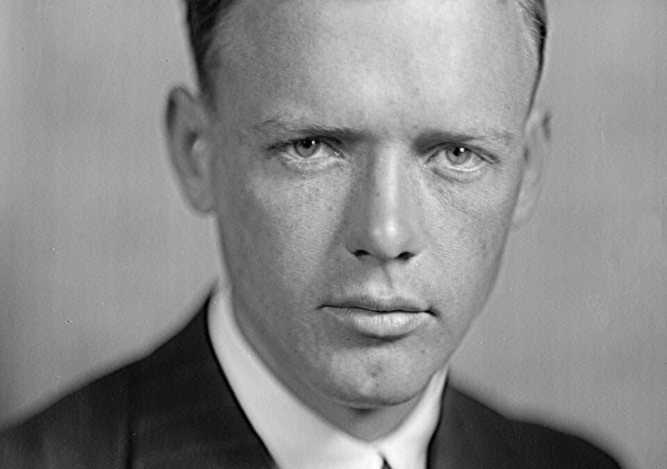 Charles Lindbergh: 33 ore e mezza da solo sull'Atlantico