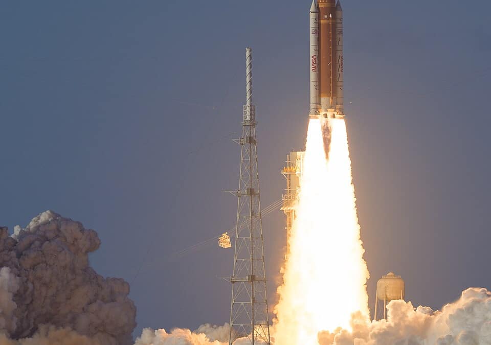 Moon-Bound Fighter Pilots: From Carrier Decks to Lunar Orbit