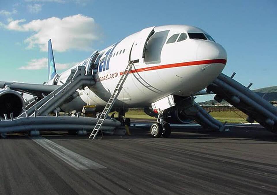 The Planes That Ran Dry Mid-Flight