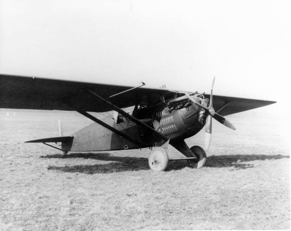 A Loening PW-2A monoplane