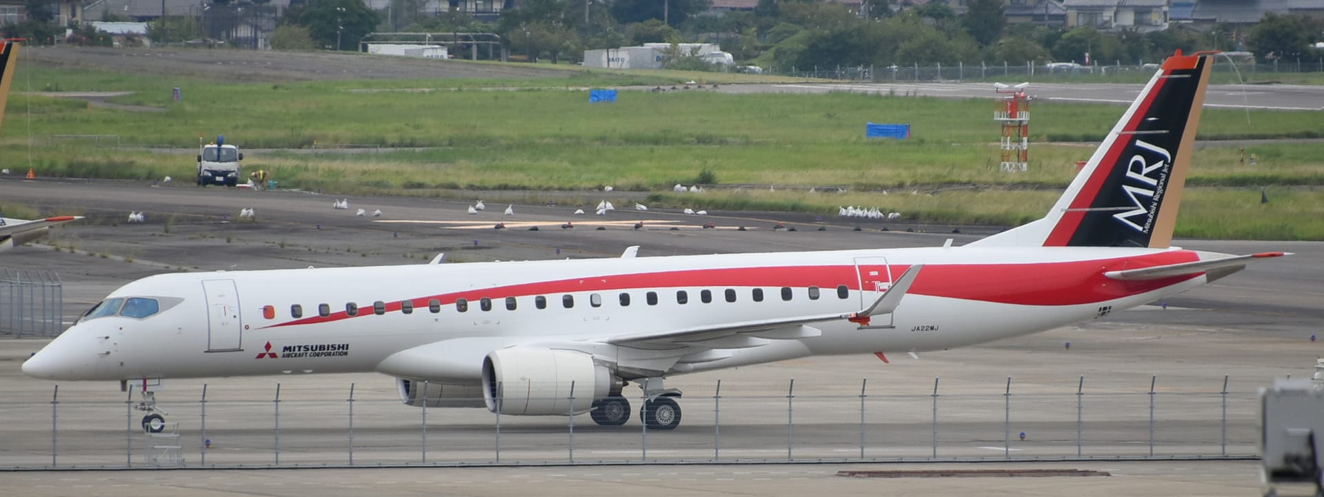 Mitsubishi MRJ JA22MJ in flight