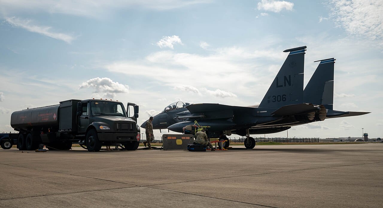 U.S. Airmen demonstrate fueling procedures on F-15E Strike Eagles at RAF Lakenheath