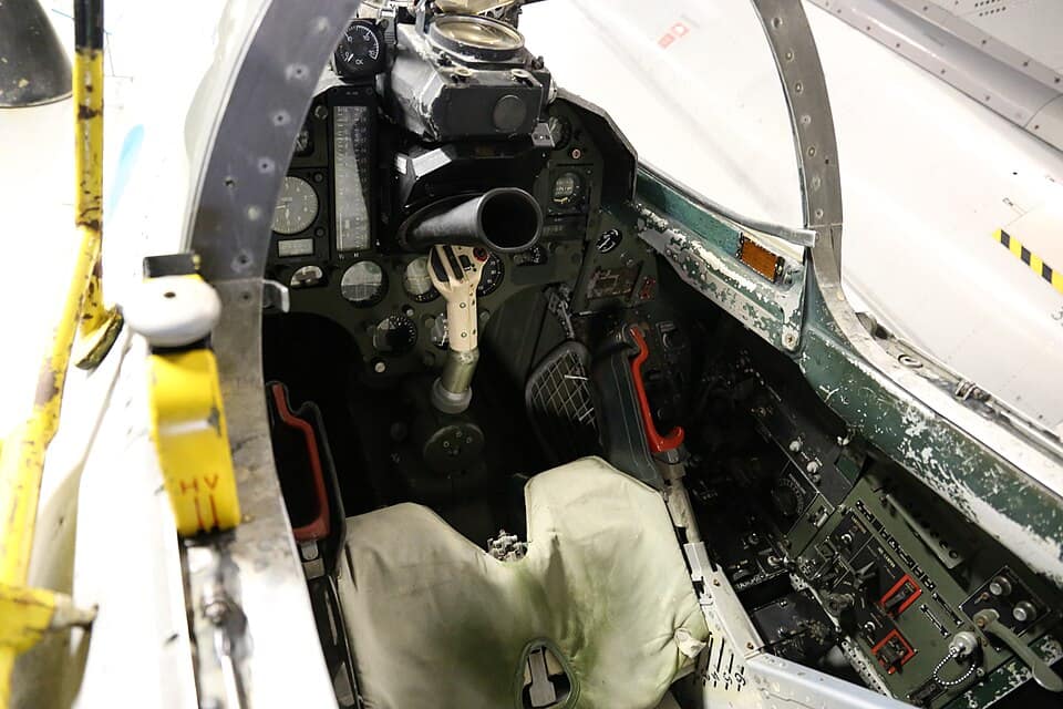 Saab Draken cockpit