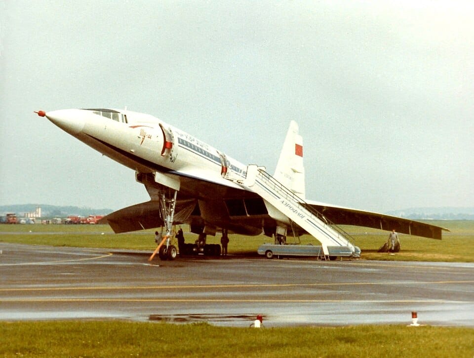 Tu-144 at Paris Air Show 1973 moments before the crash