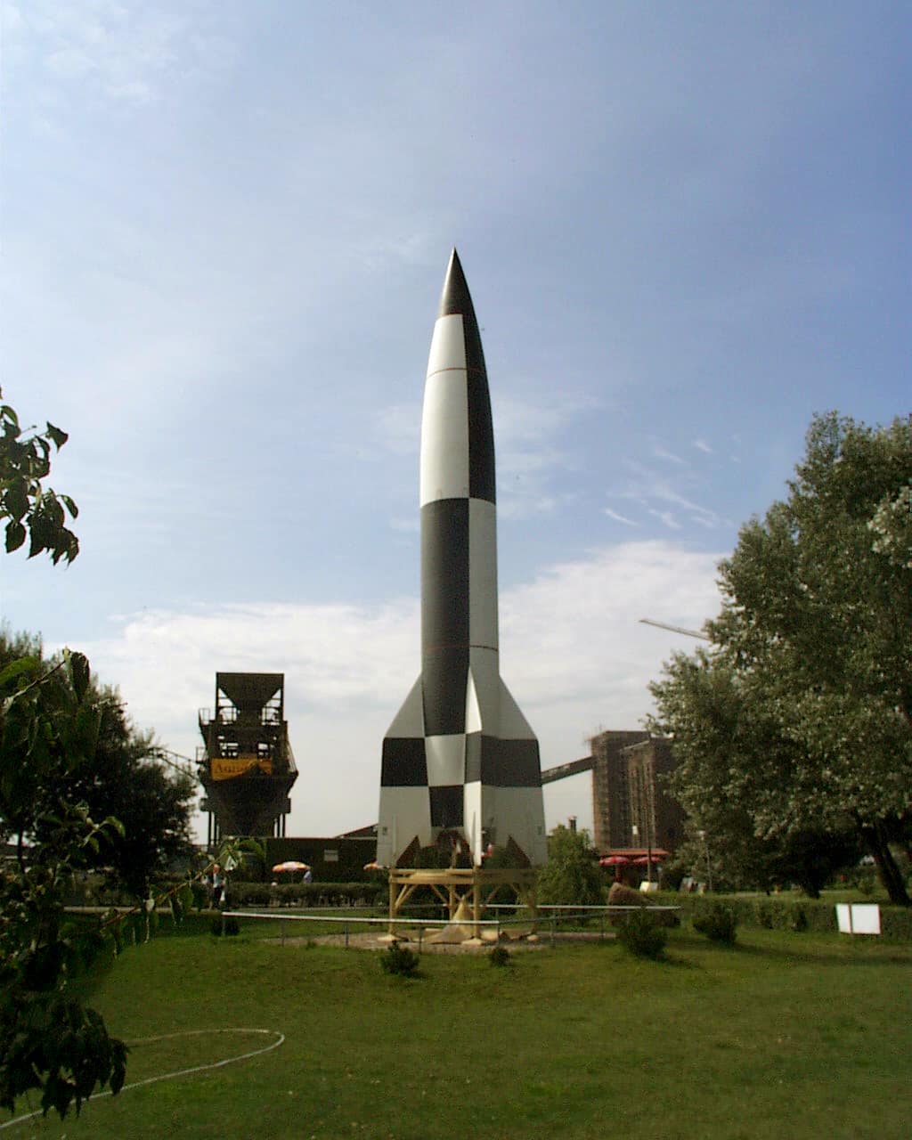 V-2 replica in front of the Historisch-Technisches Museum Peenemünde