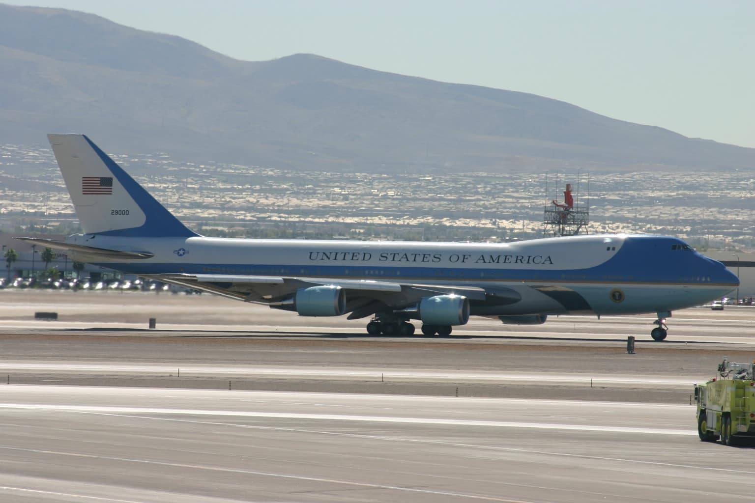 Current VC-25A Air Force One in classic Kennedy-era livery